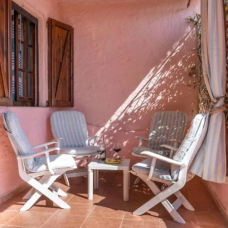 Semesterbostad Casa Dell'ammiraglio Porto Ottiolu